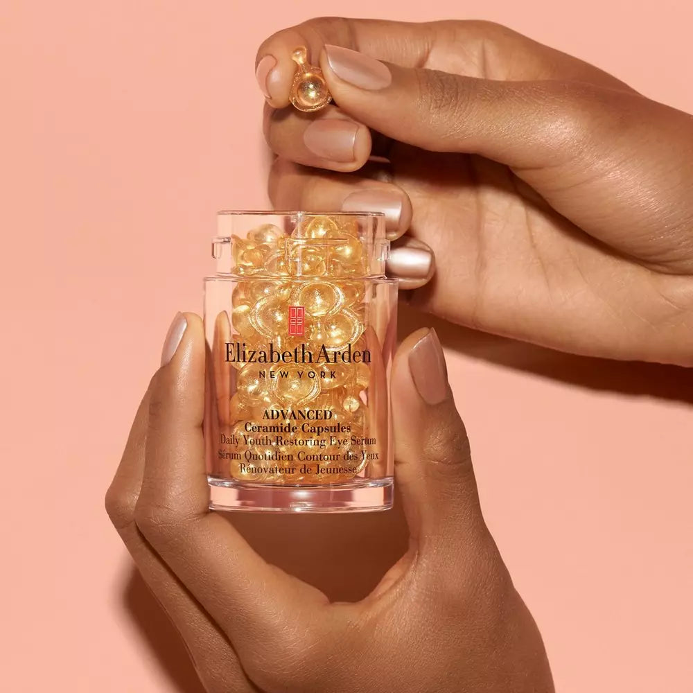 Découvrez le Sérum Quotidien Contour des Yeux d'Elizabeth Arden